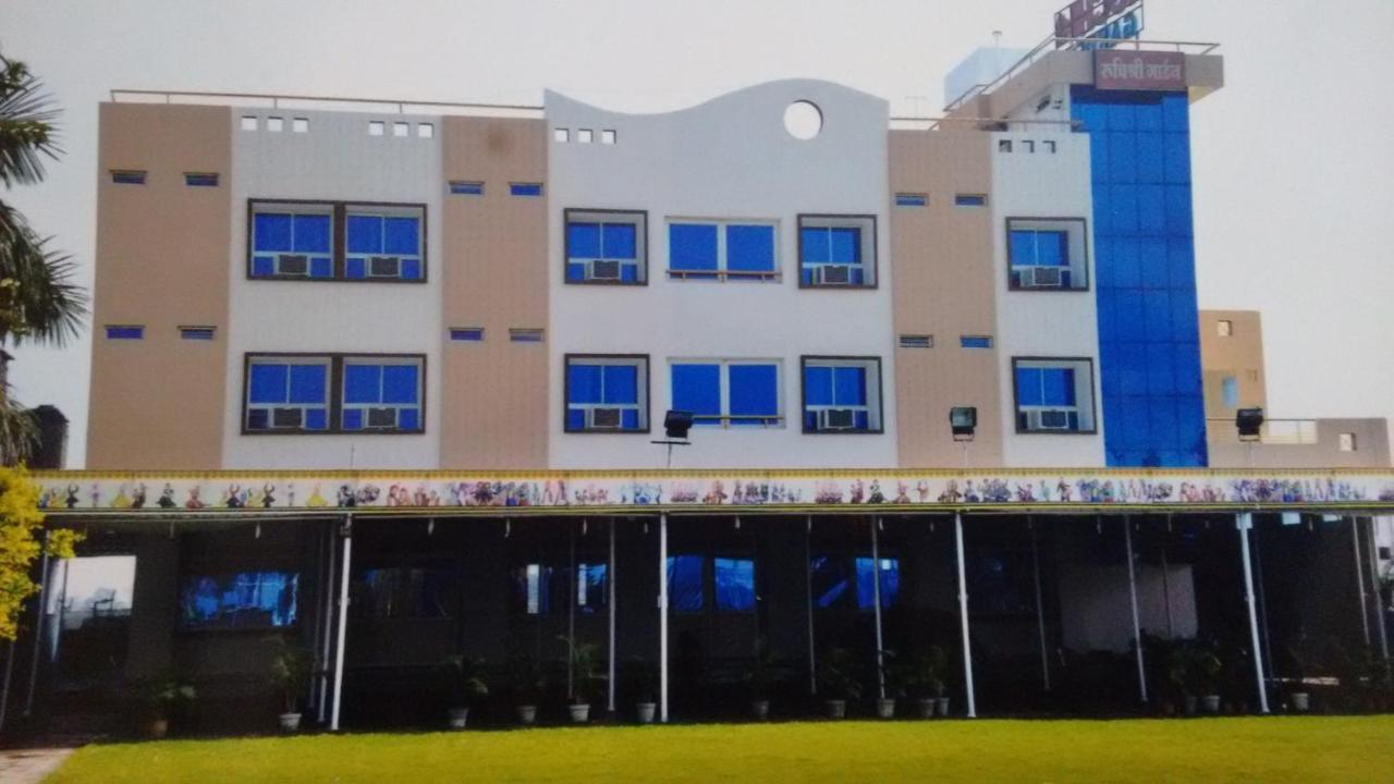 Ruchishree Garden Hotel Ujjain Exterior photo