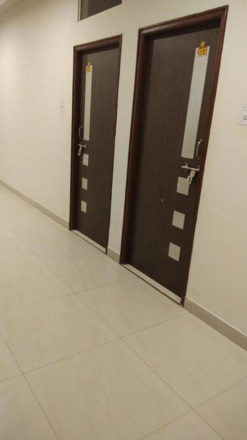 Ruchishree Garden Hotel Ujjain Exterior photo